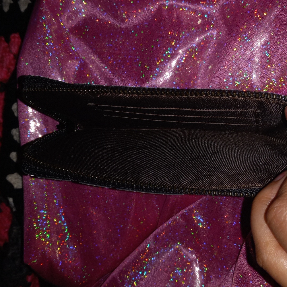 Matching wallet - Picture 3 of 3